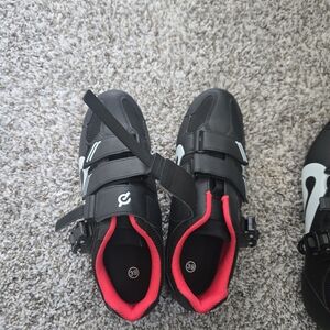 Peloton Cycle Shoes - Size 39/8